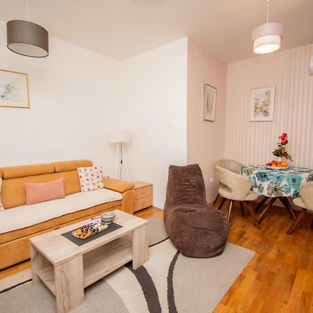 Apartman Klara Petrovac Exterior photo