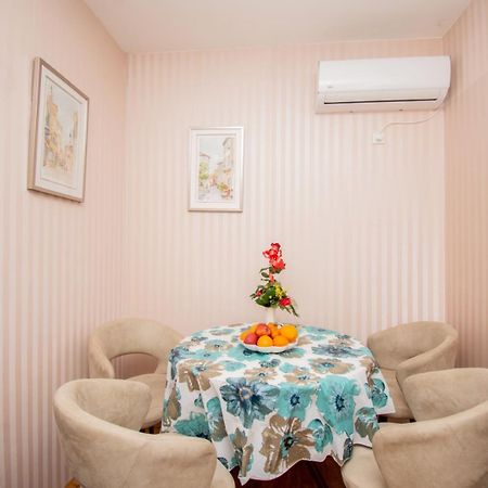 Apartman Klara Petrovac Exterior photo