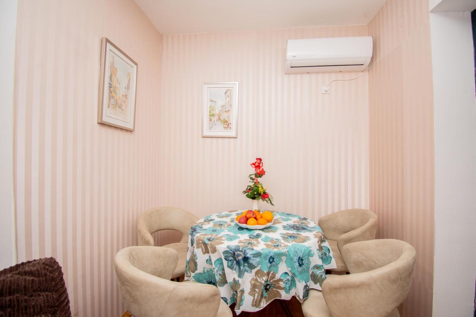 Apartman Klara Petrovac Exterior photo